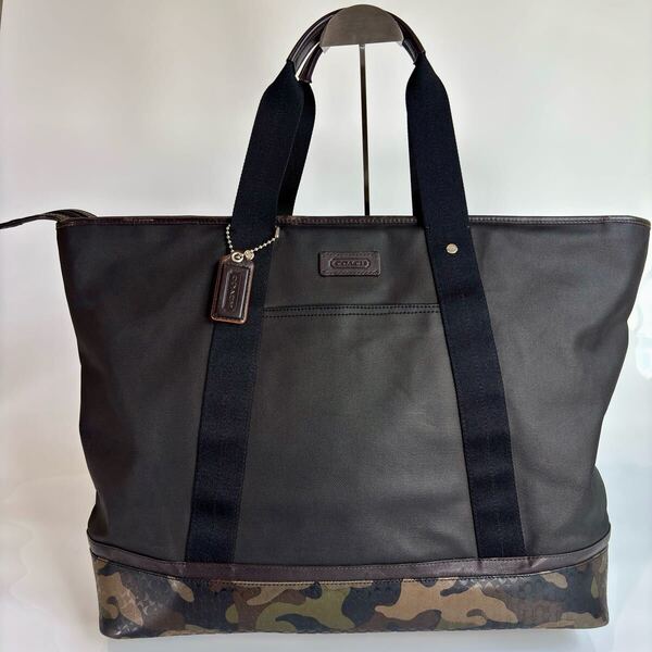 【極美品】COACH コーチ ウィークエンド トートバッグ カモフラ 迷彩柄 大容量 メンズ バッグ 旅行 出張 A4収納 PC ビジネス ユニセックス