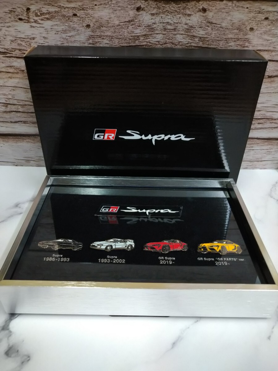 未開封品【非売品】歴代スープラピンバッチセット 新品未使用 スープラ オリジナルピンバッチセット 歴代スープラ