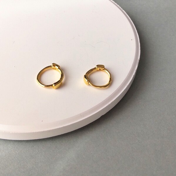 【金属アレルギー対応】極小 ミニフープピアス ゴールド 8mm S925 シンプル オフィス #176