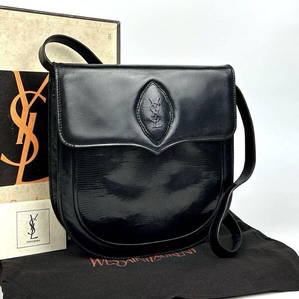 美品■Yves Saint Laurent イヴサンローラン ショルダーバッグ YSL カサンドラ エンボス 斜め掛け レザー ブラック 黒 男女兼用 フォーマル