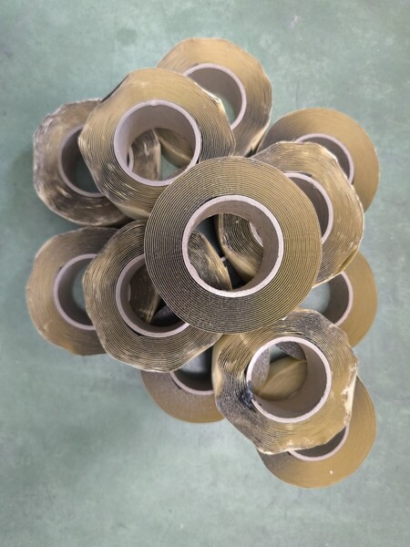 ブチルテープ、厚さ1mm、幅40mm、15m、13巻