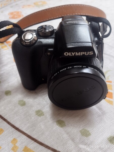 OLYMPUS デジタル一眼レフカメラ