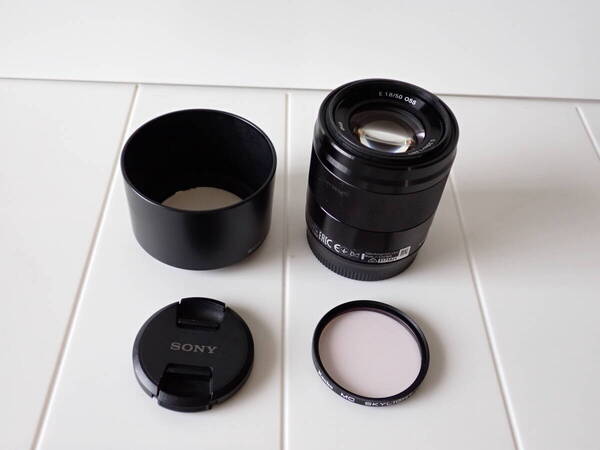 SONY E 50mm F1.8 OSS フィルター フード付き!!
