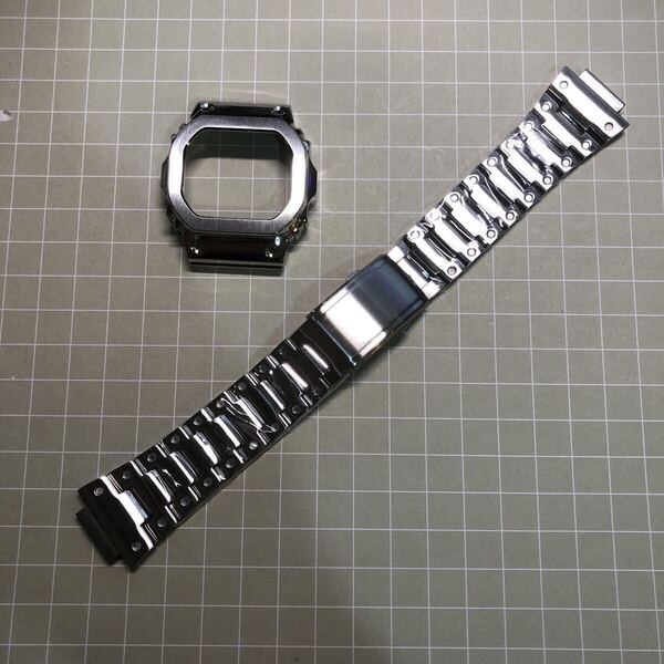 Casio G-SHOCK カスタム用 互換メタル ベゼル、ベルトセット ステンレス製 5600系用 ベゼル 色シルバー 工具付き