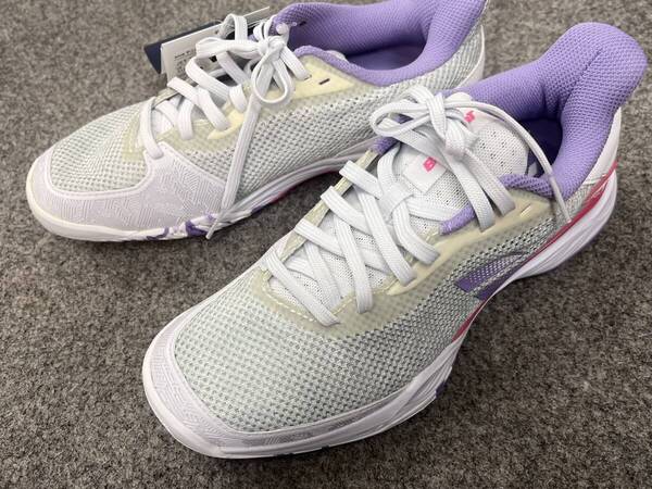 【送料込】Babolat バボラ テニスシューズ 25.0 オールコート用 白 ホワイト JET TERE ALL COURT WOMEN 女性用 31S23651
