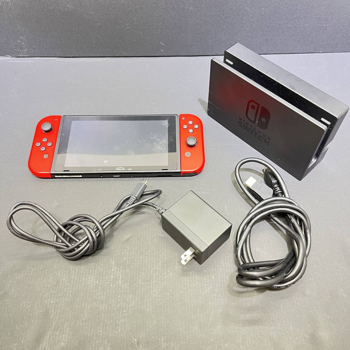 Amazon.co.jp: Nintendo Switch ニンテンドー スイッチ 本体のみ