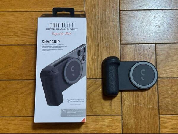 SHIFTCAM SNAPGRIP MagSafe対応モバイルバッテリー内蔵