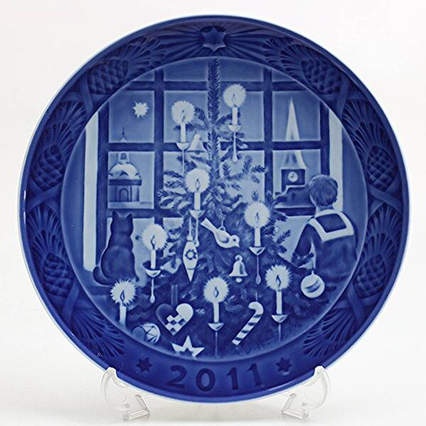 2011年 ロイヤルコペンハーゲン イヤープレート 「サンタクロースを待っている」 北欧 デンマーク の 陶磁器 wwww8