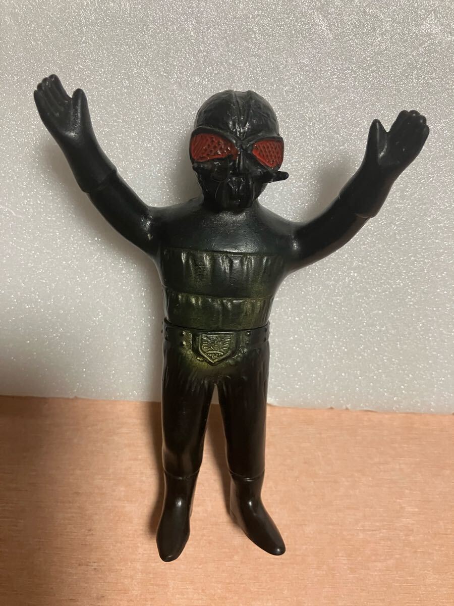 当時物・ハエ男(仮面ライダー) Yahoo!オークション -「ハエ男 ソフビ」の落札相場・落札価格