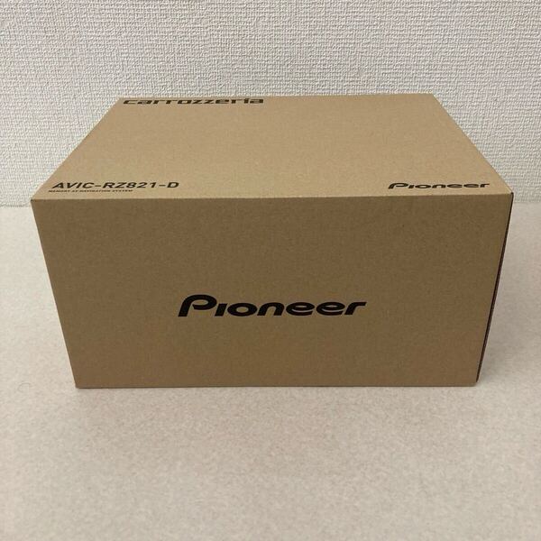 【新品未使用品】Pioneer パイオニア カロッツェリア AVIC-RZ821-D 楽ナビ 7インチ カーナビ (180mm) AV一体型メモリーナビ