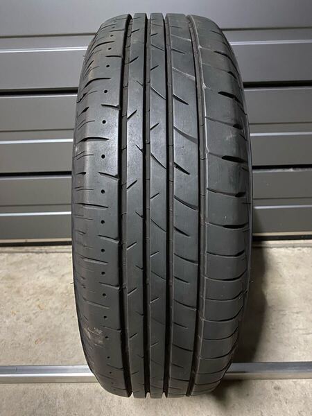送料無料!ブリヂストン playz プレイズ PXーRVⅡ 195/65R15 23年製 1本 エアー漏れ、パンク点検済 中古 BRIDGESTONE バリ溝 バリ山 深溝