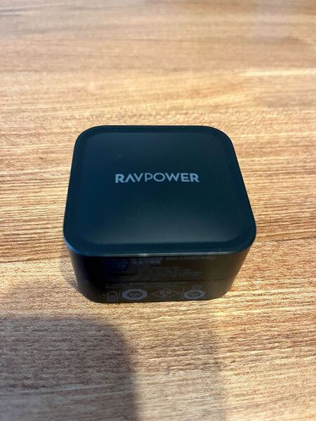 RAVPower 急速充電65W /2ポート電源アダプタ RP-PC133