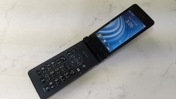 S2864 Softbank SIMフリー AQUOSケータイ A205SH SHARP 4Gガラホ 簡易確認&簡易清掃&初期化OK 判定○ WebにてSIMロック解除手続受付済み