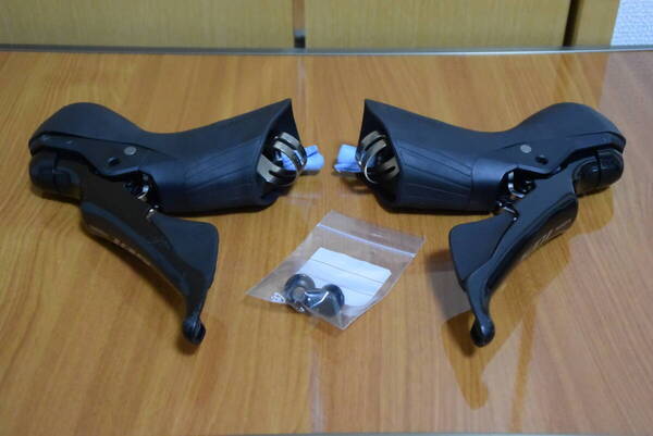 【中古】SHIMANO シマノ 105 油圧ディスクブレーキデュアルコントロールレバー 2×11スピード/ST-R7020/ブラック/