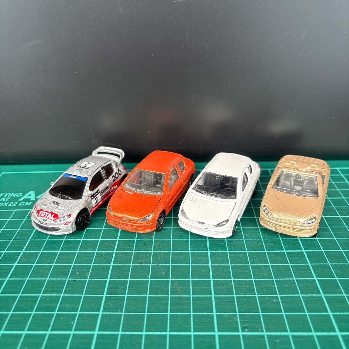 ホンウェル プジョー Peugeot 206 ミニカー 4台セット