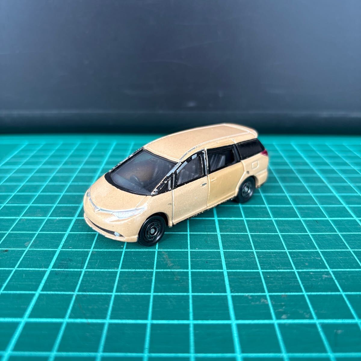 トミカ　まとめ売り　105台　ジャンク品　希少　レア トミカ ジャンク品（全車部品欠損あり） まとめ売り14台