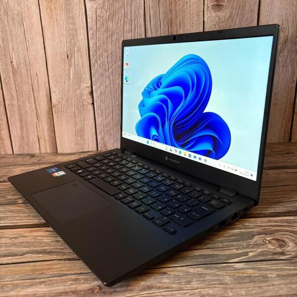 高性能 11世代 i5 Dynabook G83HV 16GB SSD256GB Windows11 カメラ Office付き 即納! 初期設定不要☆ 届いてすぐに使えます◎