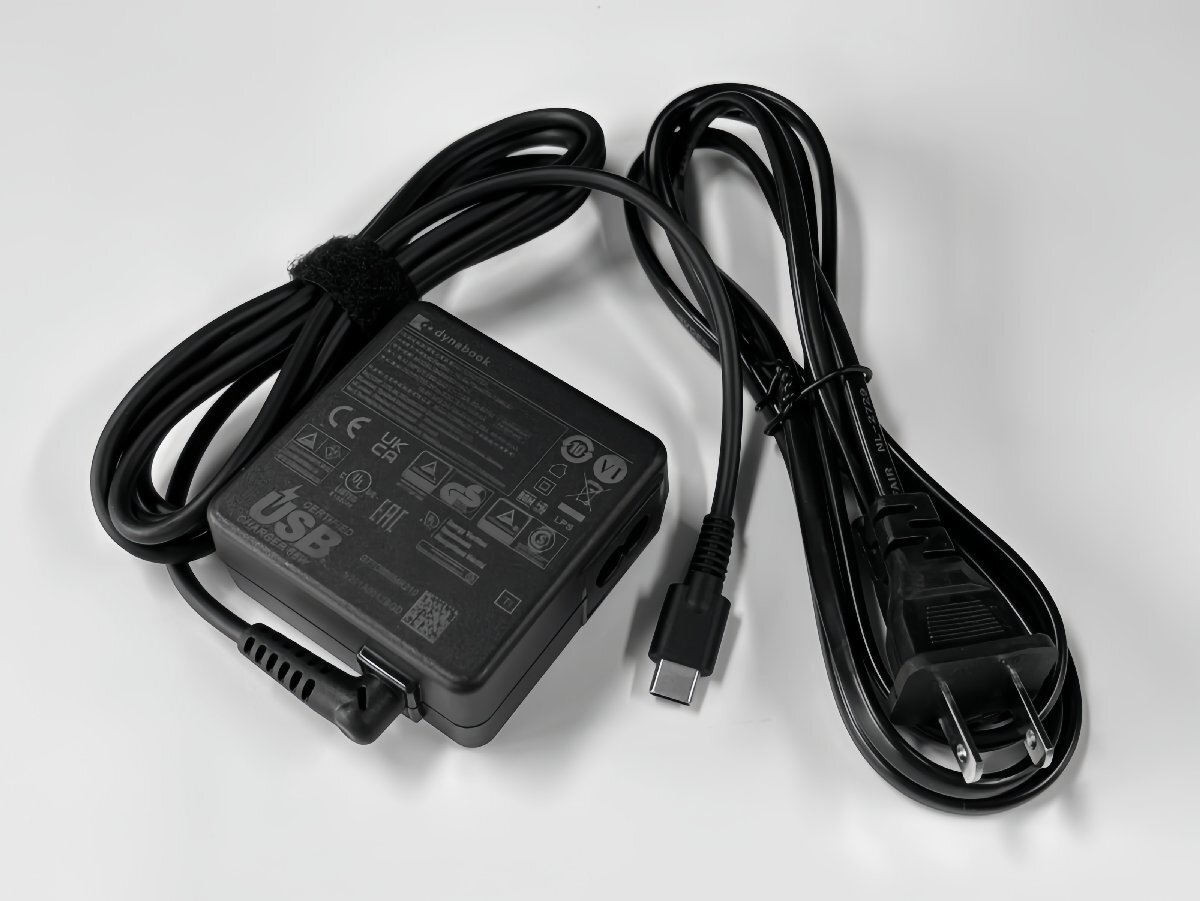 �V�i ���� dynabook V4/U P1V4UPBB P1-V4UP-BB �d�� AC�A�_�v�^�[ PA5352U-1ACA PA5279U-1ACA FSP065-A1CR3 65W �d���R�[�h�t��