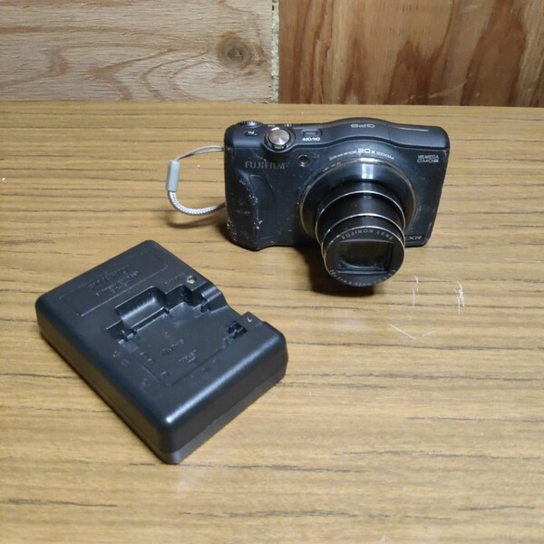 送料無料(1239)FUJIFILM 富士フイルム FinePix F770EXR デジタルカメラ コンパクトデジタルカメラ
