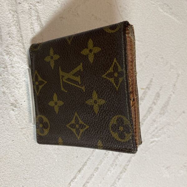ルイヴィトン LOUIS VUITTON 二つ折り財布 モノグラム コンパクト ウォレット