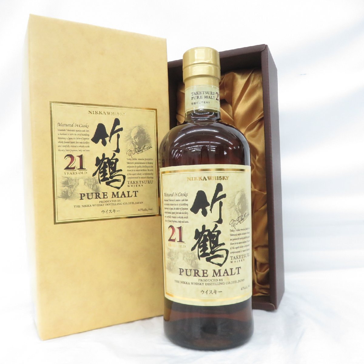 竹鶴21年（箱と注ぎ口周囲に軽微な変色あり）
