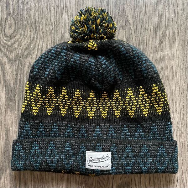 美品 テンダーロイン ニットキャップ ボンボン付き ブラック 黒 ビーニー ニット帽 Tenderloin ポンポン付き インディアン T-BEANIE INDIAN