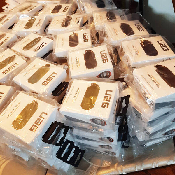 ★ 110個 まとめて UAG ギャラクシー イヤホン ケース Galaxy Buds / Buds+ 用 002
