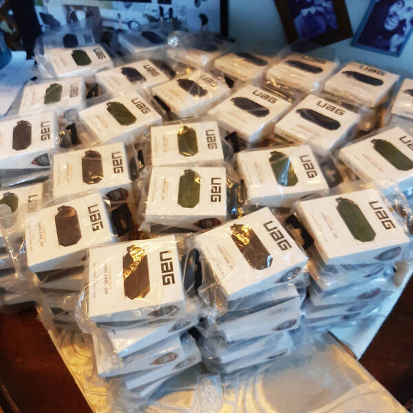110個 まとめて UAG ギャラクシー イヤホン ケース ハードケース Galaxy Buds / Buds+ 用