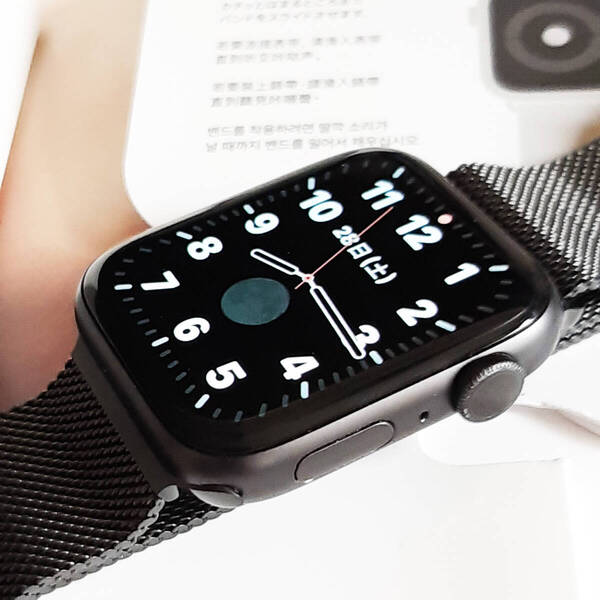 1式箱 アップルウォッチ シリーズ5 44mm Apple Watch PWP01