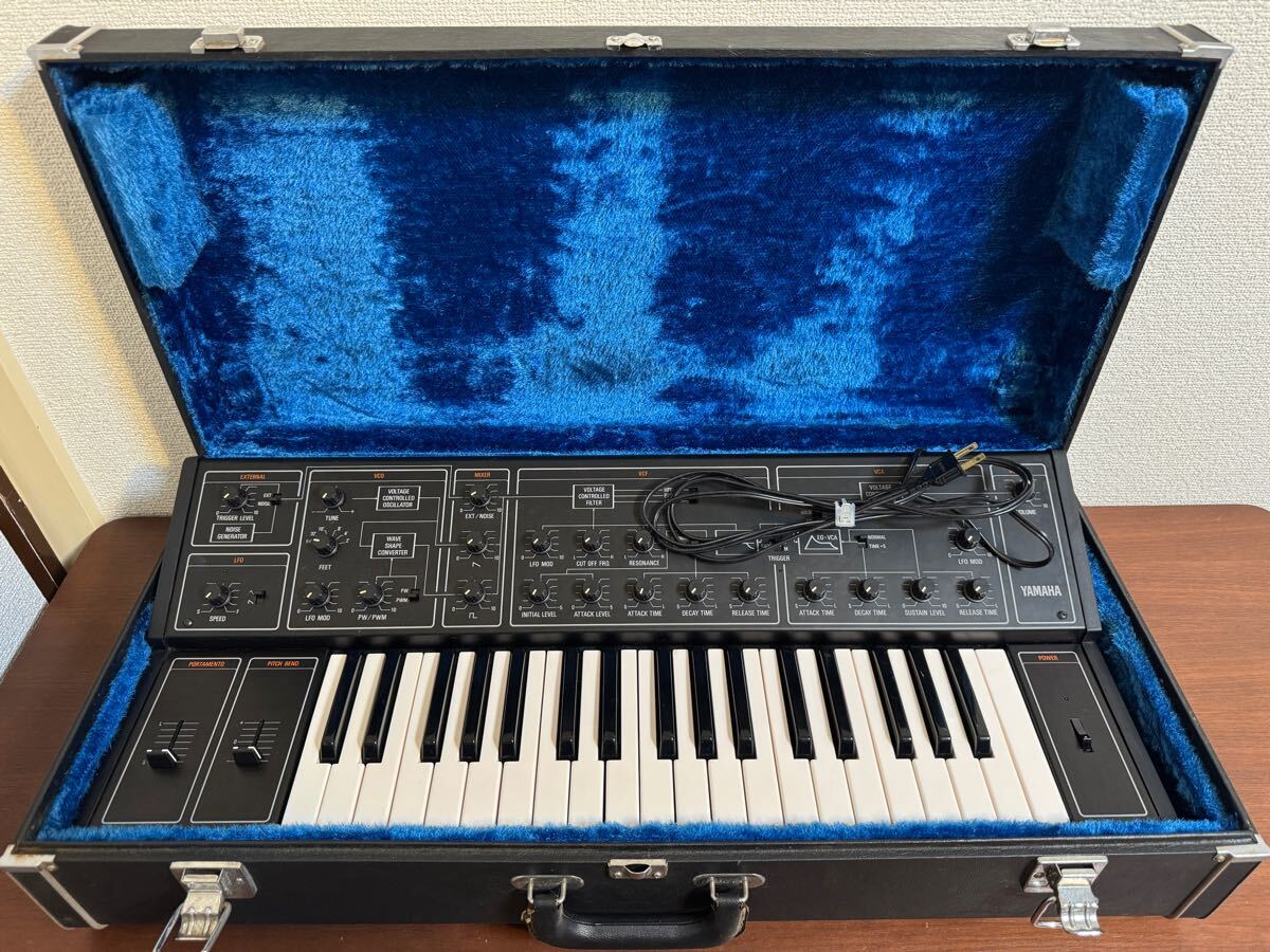 希少 YAMAHA 最高峰モデル シンセサイザー SY99 ハードケース