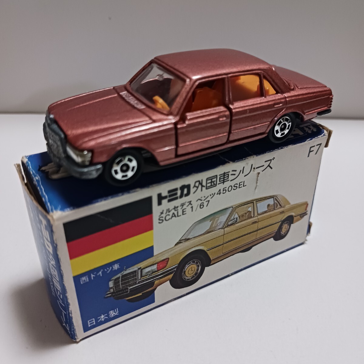 トミカ外国車セット単品メルセデスベンツ450朱色 Yahoo!オークション -「トミカ ベンツ 450sel」の落札相場・落札価格