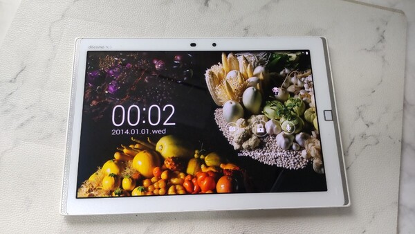 S2762 docomo arrows Tab F-03G/フルセグ/有機EL/アローズ/富士通 タブレット 簡易動作確認&簡易清掃&初期化OK 送料無料 現状品