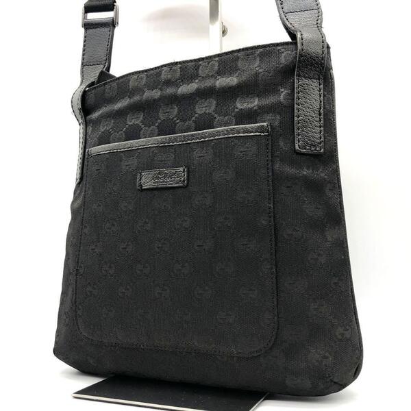 【美品】GUCCI グッチ ショルダーバッグ メッセンジャーバッグ サコッシュ GG柄 レザー キャンバス 肩掛け 斜め掛け ブラック 黒 メンズ