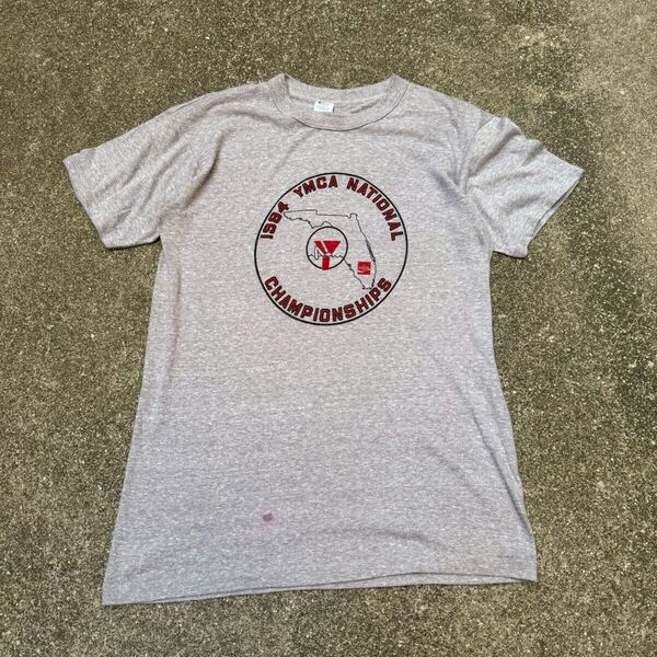 80s champion USA製 YMCA Tシャツ ヴィンテージ 染み込みプリント 半袖 グレー 50/50 綿ポリ カットソー シングルステッチ 古着 L