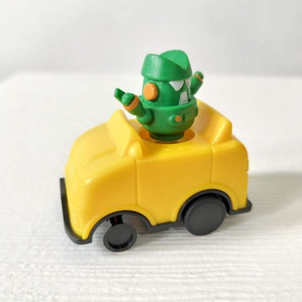 すき家 すきすきセット クレヨンしんちゃん 落ちない! ヒーローカー カンタム・ロボ ミニカー プルバックカー