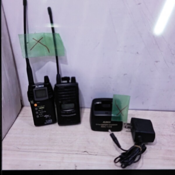 6 送料無料S94878 トランシーバーアルインコ 無線機 DJ-R1000 DJ-20D ED-138 サバイバル周辺機器 ジャンク
