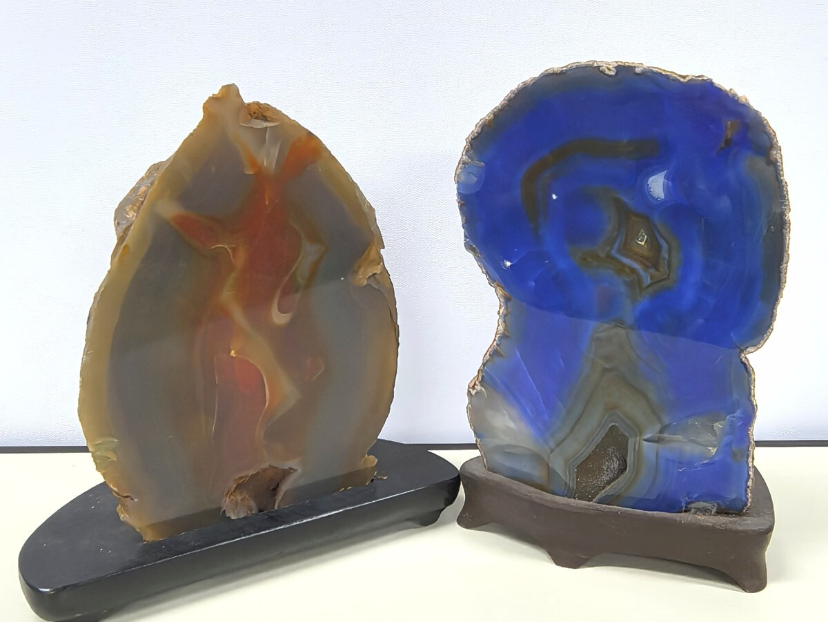 5.7㎏ メノウ 瑪瑙 ブルー 原石 自然石 誕生石 台座付き 5.7㎏ メノウ 瑪瑙 ブルー 原石 自然石 誕生石 台座付き