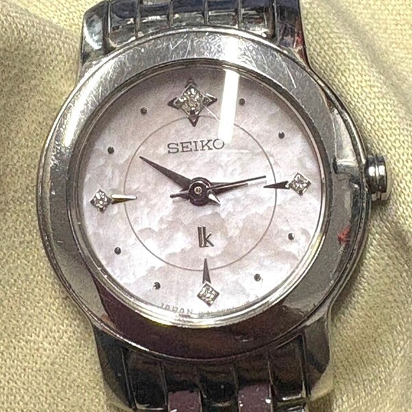 【電池切れ】SEIKO セイコー lk LUKIA ルキア クォーツ 腕時計 シェル文字盤 3針 ラウンド 4P 金属 ラインストーン レディース 1N01-0HE0