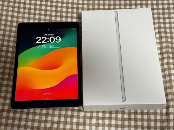 中古 iPad 第9世代 10.2インチ 64GB シルバー WiFiモデル
