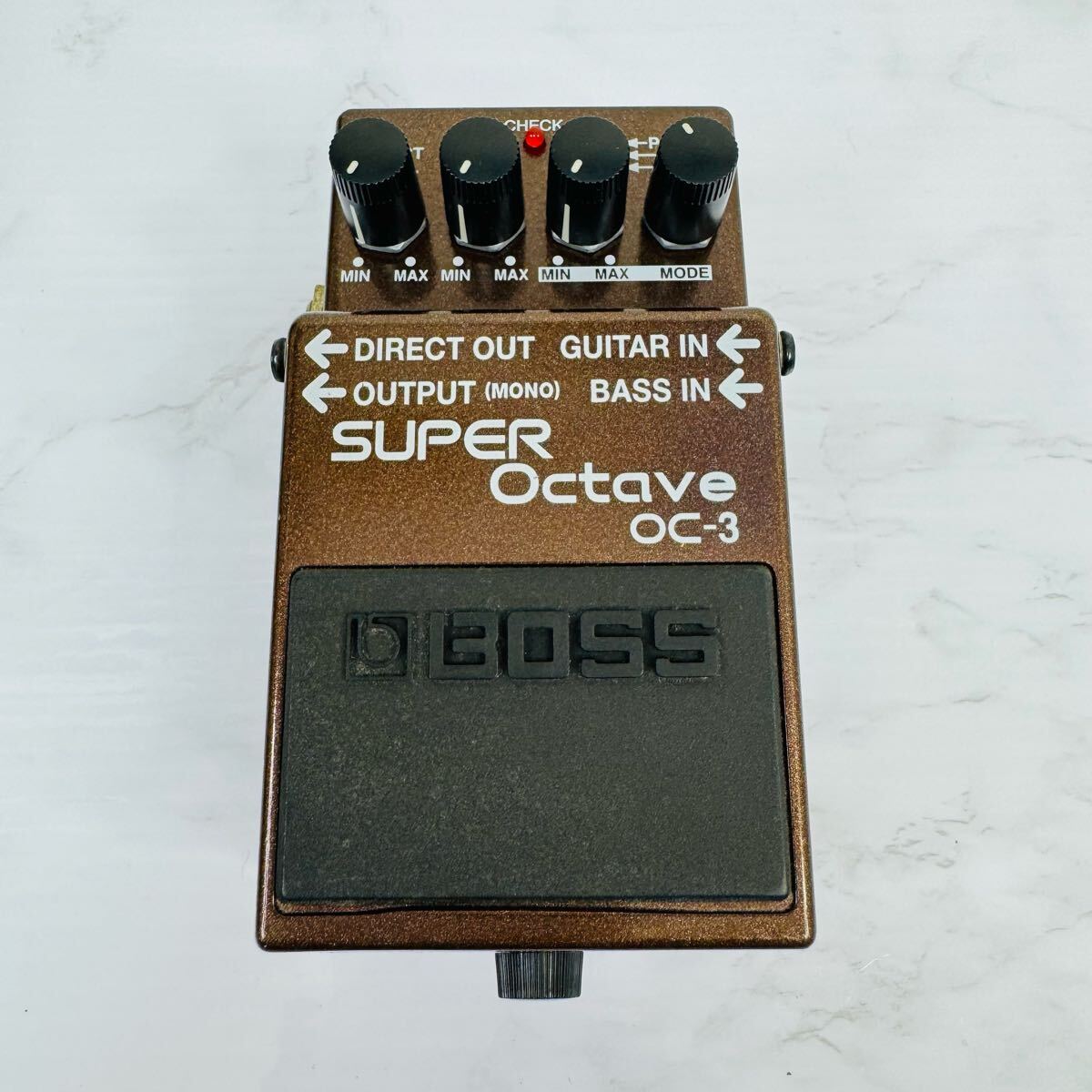 BOSS OC-3の使い方や特徴などを解説レビュー。初心者にも