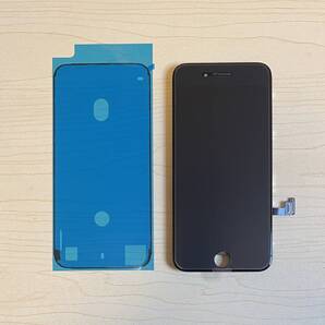 iPhone 8、iPhone SE 第2世代 ( 2020 ) 黒 未使用【純正再生品 】フロントパネル 画面 液晶 修理 交換 。防水シール付き