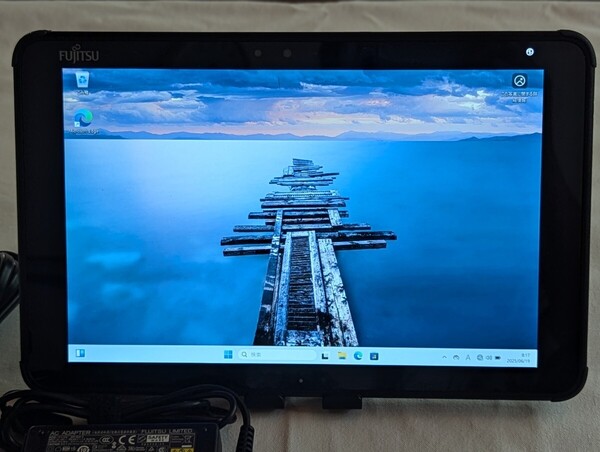 Fujitsu タブレット-ARROWS Tab Q5010/DEG Celeron SSD 128GB /Windows11