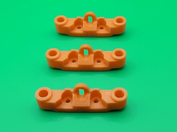 ■タミヤTT-02用 トーインサスマウント セット 2度 2.5度 3度【オレンジ】3Dプリンター製 PLA