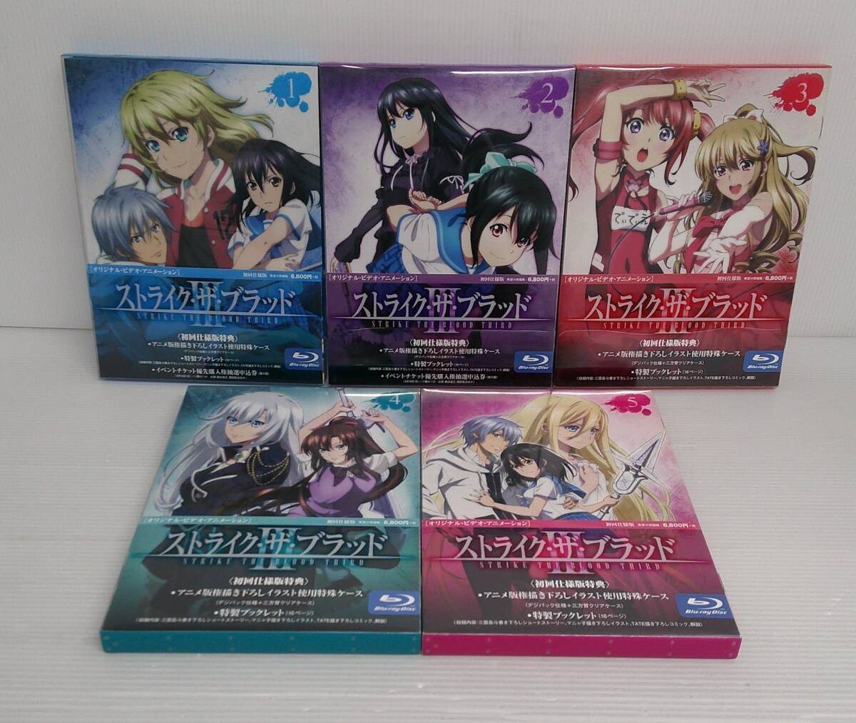 新品ケース有 ストライク・ザ・ブラッド 全31巻セット Amazon.co.jp: ストライク・ザ・ブラッド ライトノベル 1-22巻