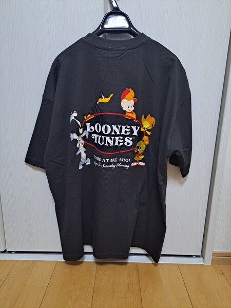 【新品】LOONEY TUNES/ルーニーテューンズ集合プリントTシャツLサイズBK