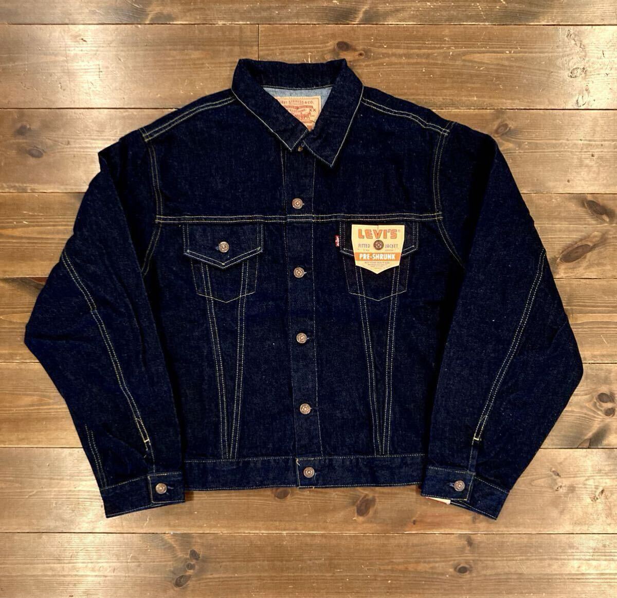 Levi's 