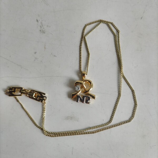 NINA RICCI ニナ・リッチ ネックレス ゴールドカラー/シルバーカラー/ラインストーン 金属不明 レディース ユーズド品