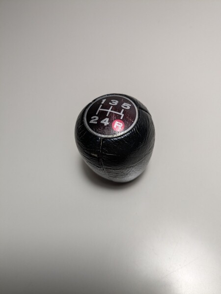 美品 当時物 旧車 純正 5速 シフトノブ 日産 NISSAN スカイライン ?