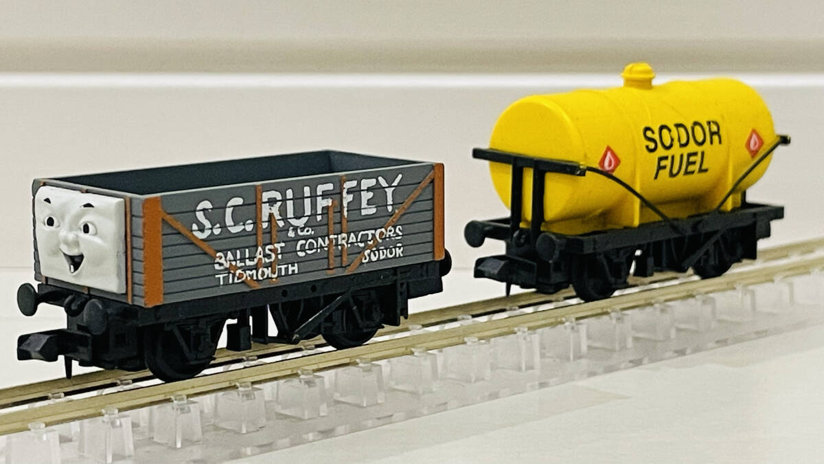 ジャンク Nゲージ トーマス タンク車と貨車 8両セット Yahoo!オークション -「トーマス 貨車」(Nゲージ) (鉄道模型)の