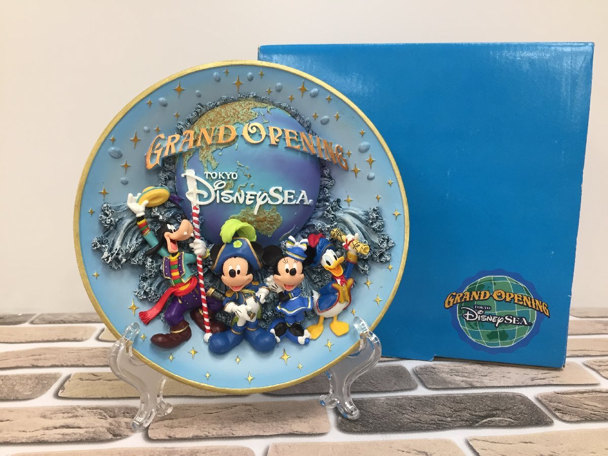 TOKYODisneySEA 1周年記念プレートセット(非売品) Yahoo!オークション -「ディズニー 記念プレート」(アンティーク